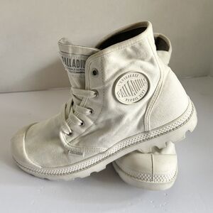Palladium Pampa Hi Chunky Canvas Boots,  Hightops, sz 9